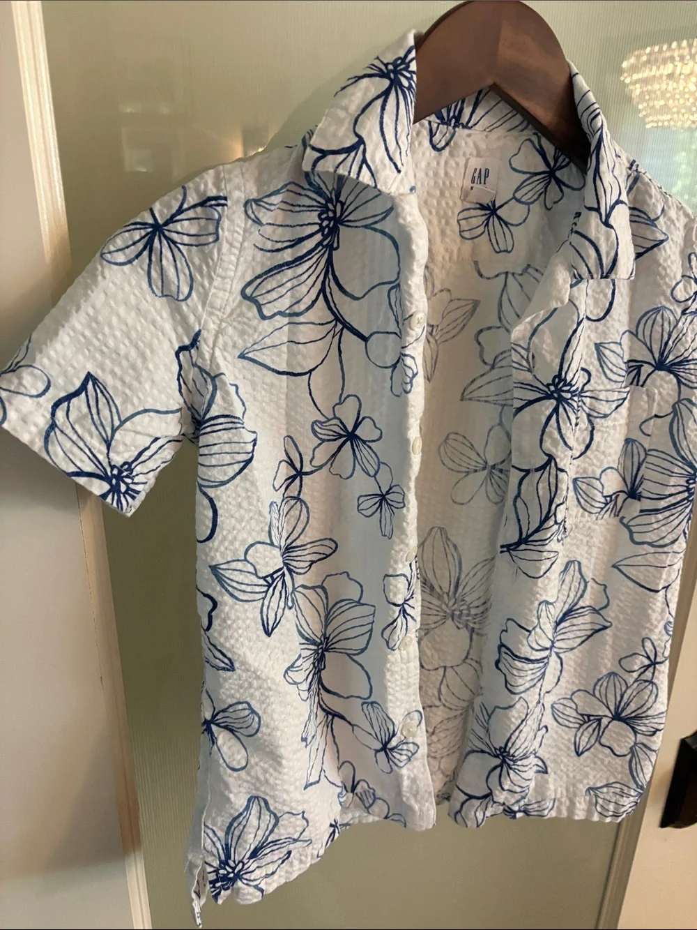 GAP White Short-Sleeve Button-Up Shirt with Blue Floral Print